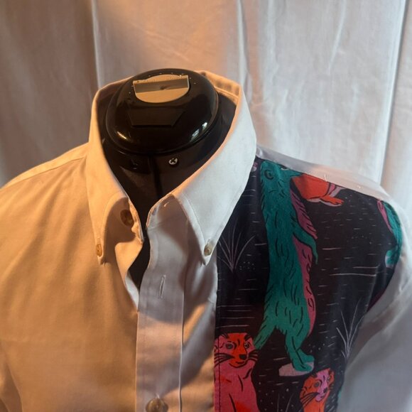 White button-down shirt with Ferret panel - Picture 2 of 4